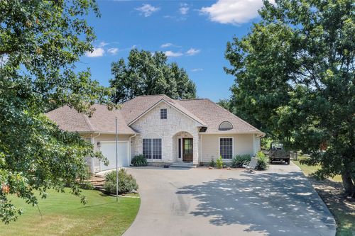 102 Kiowa Dr N, Lake Kiowa, TX, 76240-9534 | Card Image