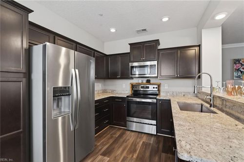 601 Kathy Ann Way W, Carrollton, VA, 23314-2440 | Card Image