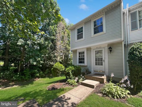 8426 Red Eagle Ct, LORTON, VA, 22079-3048 | Card Image