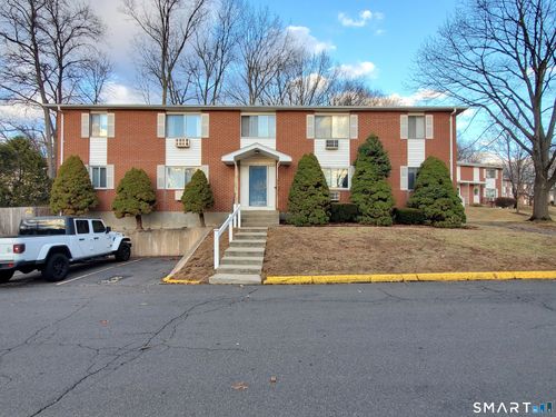 11d-273 Queen St, Southington, CT, 06489-1919 | Card Image