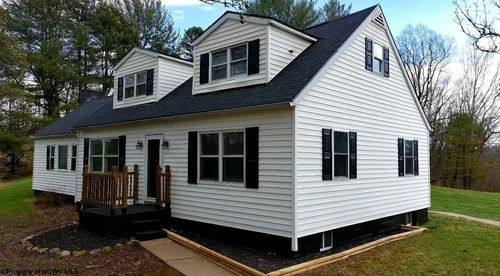 303 Sand Hill Rd, Clarksburg, WV, 26301-5631 | Card Image