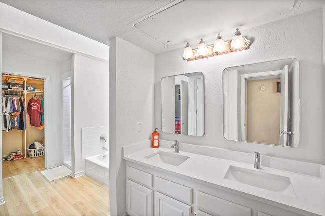 1118 Signal Ridge Pl, Condo with 3 bedrooms, 2 bathrooms and null parking in Rockwall TX | Image 10
