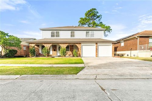 516 W Marlin Ct, Terrytown, LA, 70056-2827 | Card Image