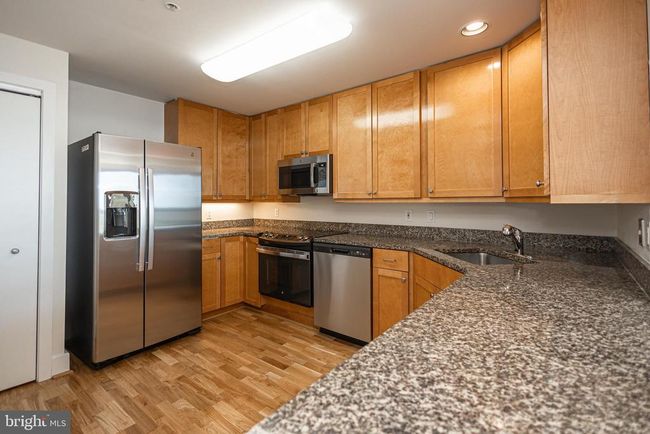 PH7 - 717 S Chris Columbus Blvd, Condo with 2 bedrooms, 2 bathrooms and null parking in PHILADELPHIA PA | Image 6