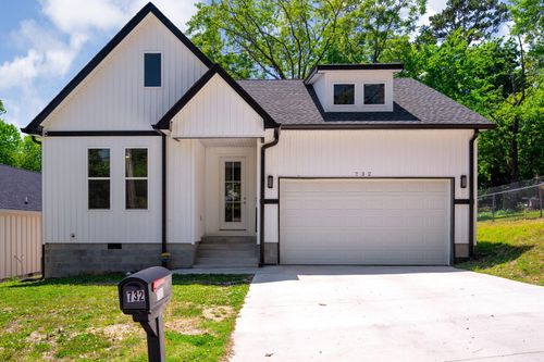 732 Belle Vista Ave, Chattanooga, TN, 37411-2101 | Card Image