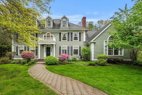 37 Old Planters Rd, Beverly, MA, 01915-1554 | Card Image