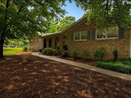 225 Pineridge Rd, Bogart, GA, 30622-1943 | Card Image