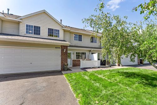 6226 Maclynn Ave Ne, Otsego, MN, 55301-4527 | Card Image