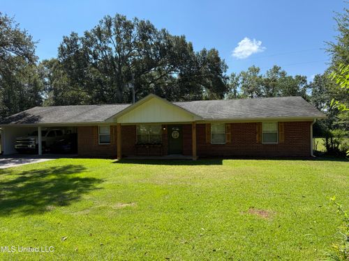 2400 Hardy Parker, Moss Point, MS, 39562-8491 | Card Image