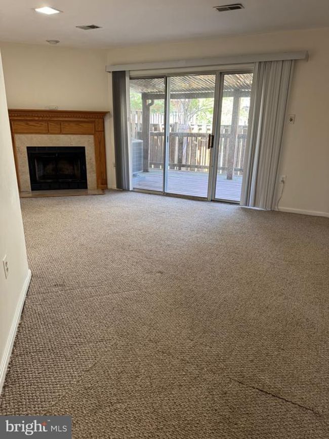 10424 Bermuda Ln, Townhouse with 3 bedrooms, 3 bathrooms and null parking in MANASSAS VA | Image 25