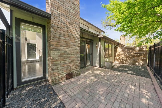 9433 Singing Quail Dr, Condo with 3 bedrooms, 2 bathrooms and 2 parking in Austin TX | Image 36
