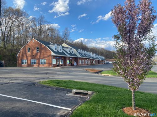 121h-95-127 Fenn Rd, Newington, CT, 06111 | Card Image