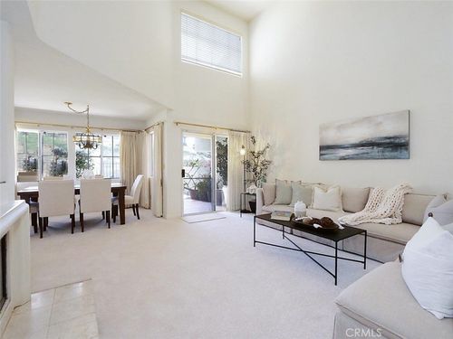 34 Via Capri, Rancho Palos Verdes, CA, 90275-5372 | Card Image