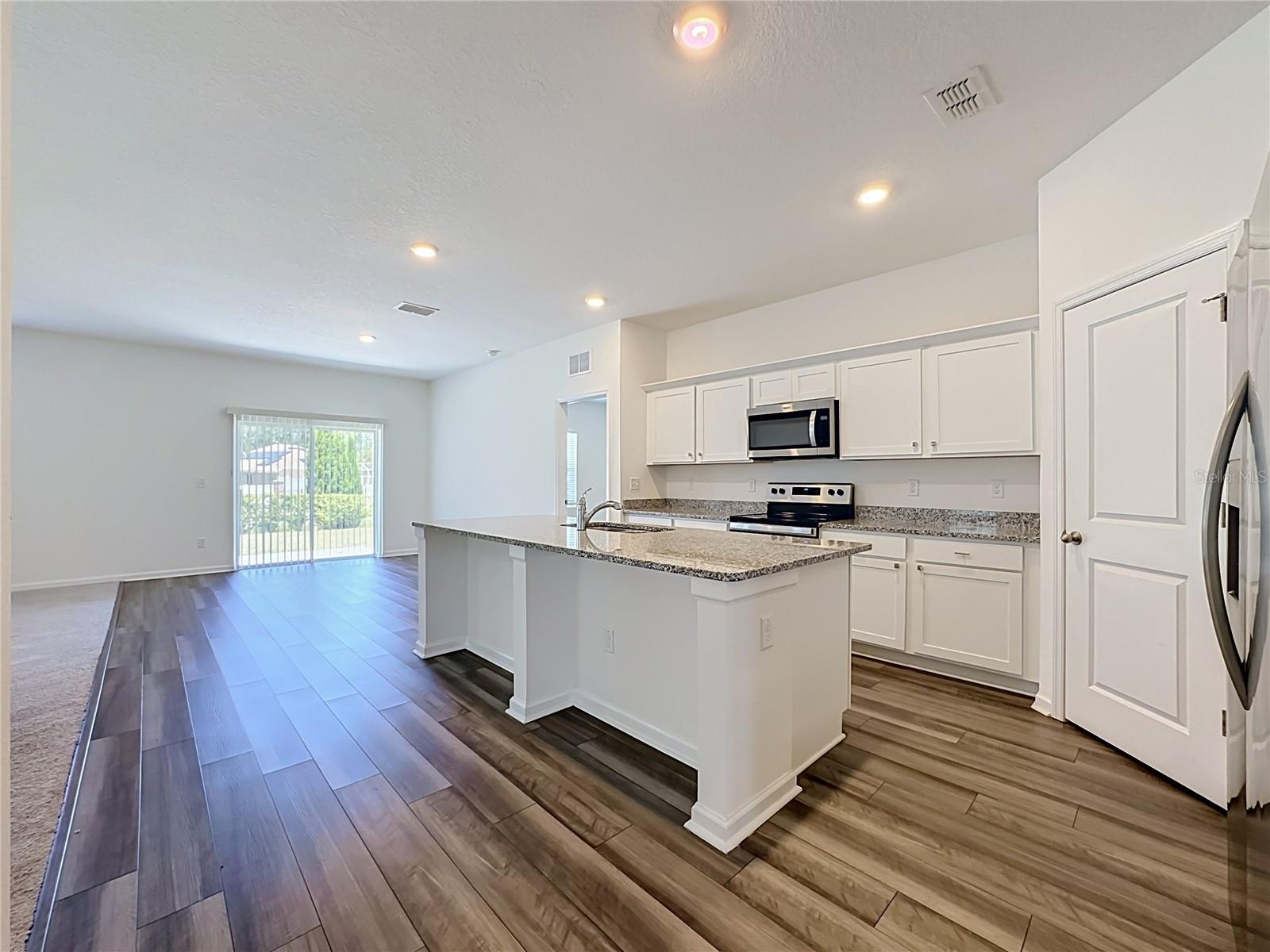 Residential in RUSKIN 4