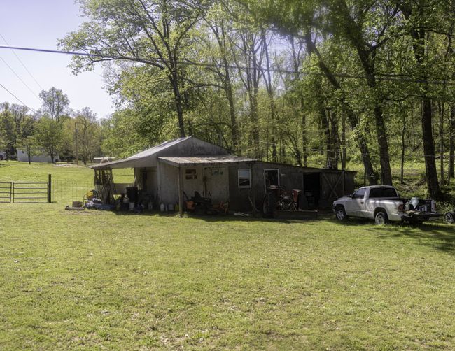 1657 Terrapin Branch Rd, House other with 3 bedrooms, 2 bathrooms and null parking in Mount Pleasant TN | Image 5