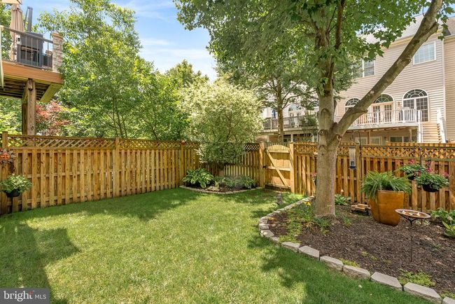 19101 Icehouse Ter, Townhouse with 3 bedrooms, 4 bathrooms and null parking in Lansdowne VA | Image 45