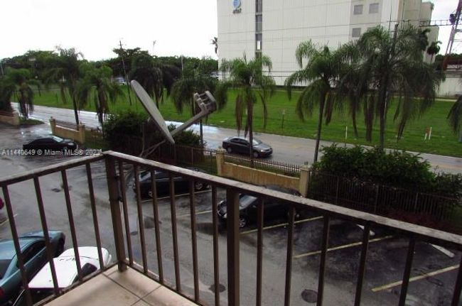 APT-317 - 5100 Sw 41 St St, Condo with 2 bedrooms, 2 bathrooms and null parking in Pembroke Park FL | Image 11