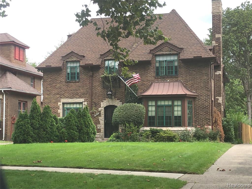 Iroquois St, Detroit, MI 48214