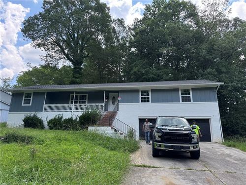 1586 Elm Ridge Way, Stone Mountain, GA, 30083-5630 | Card Image