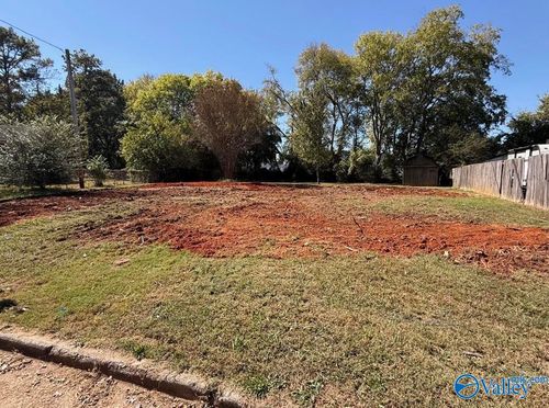 2940 Lynnwood Circle, Decatur, AL, 35603 | Card Image