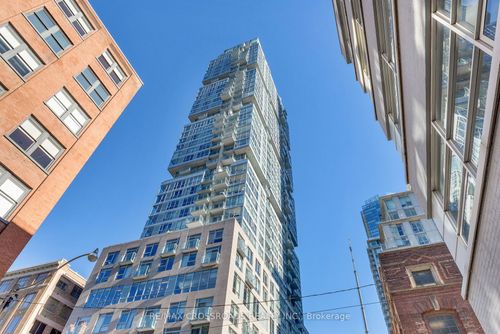 305-30 Nelson St, Toronto, ON, M5V0H5 | Card Image