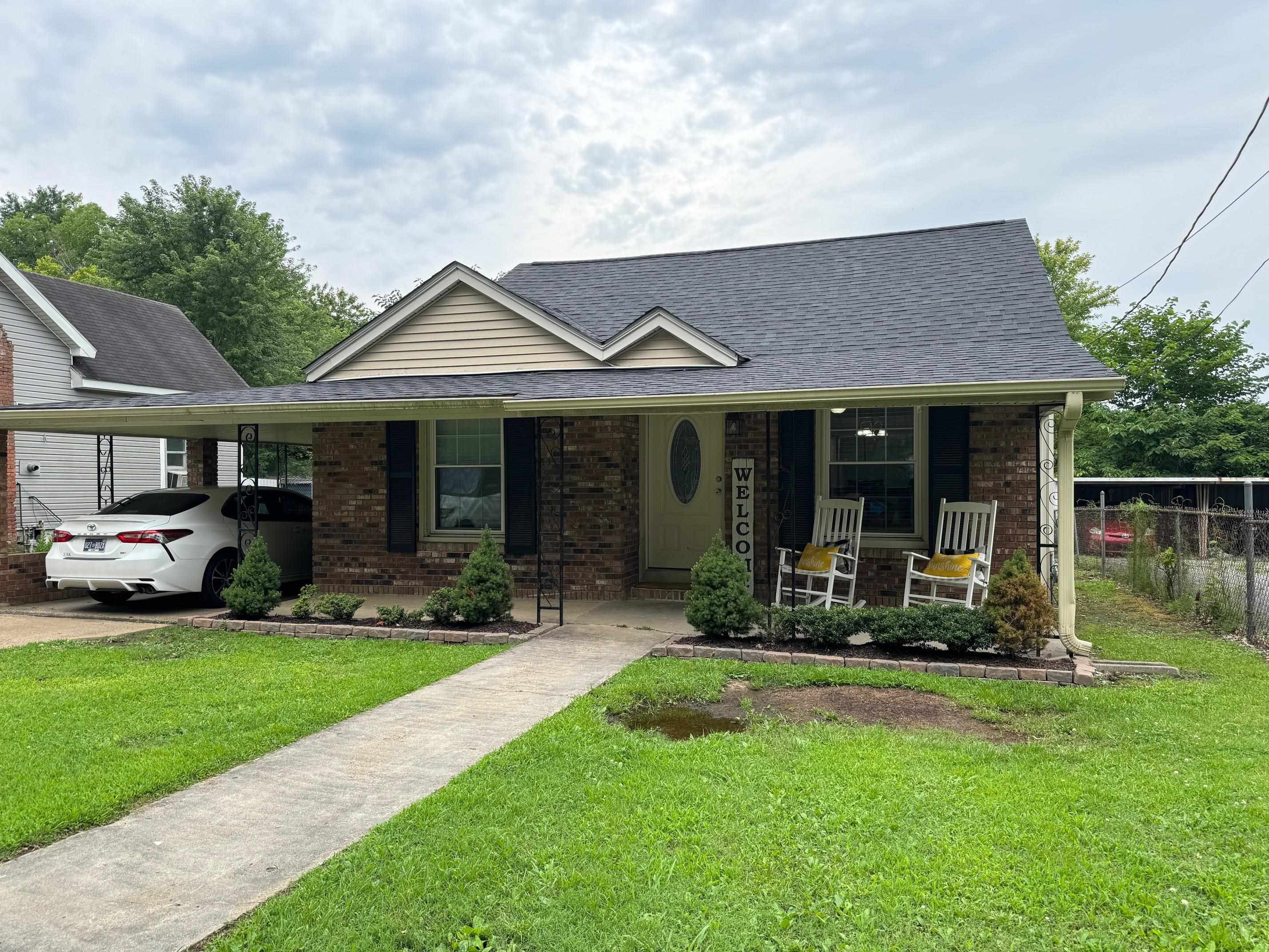Sycamore St, Newbern, TN 38059