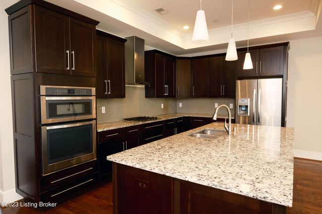 201 - 10704 Meeting St, Townhouse with 3 bedrooms, 3 bathrooms and null parking in Prospect KY | Image 5