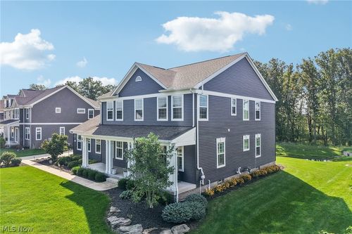 6612 Kingswood Drive, Hudson, OH, 44236 | Card Image
