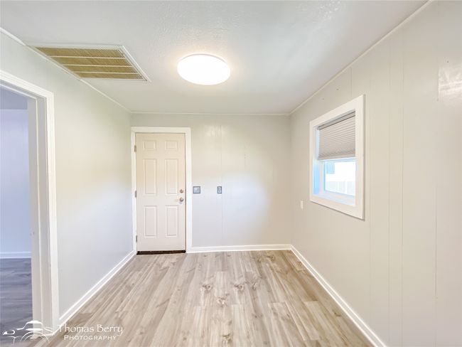 608 E 8 Th St, House other with 3 bedrooms, 2 bathrooms and null parking in Coleman TX | Image 16