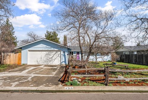 349 Tudor St, Ashland, OR, 97520-1041 | Card Image