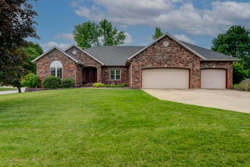 904 Crater Cir, Nixa, MO, 65714-7612 | Card Image
