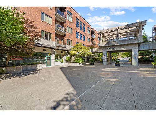 236-400 W 8th St, Vancouver, WA, 98660-3434 | Card Image