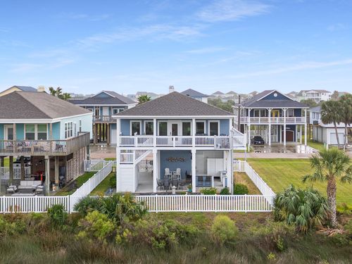 22520 Bay Point Dr, Galveston, TX, 77554-5502 | Card Image