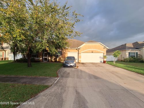 557 L M Davey Ln, TITUSVILLE, FL, 32780-7274 | Card Image