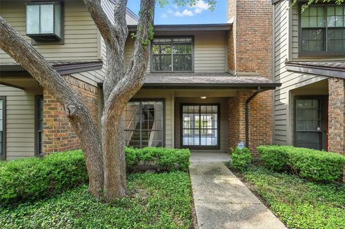 1202-9910 Royal Ln, Dallas, TX, 75231-1823 | Card Image