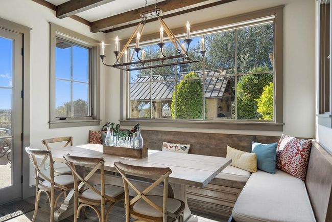 Breakfast room with built in banquette | Image 20