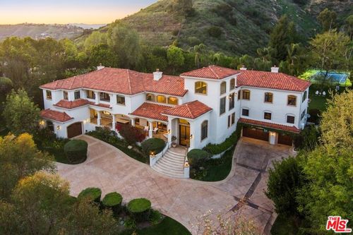 23593 Park South St, Calabasas, CA, 91302-2092 | Card Image