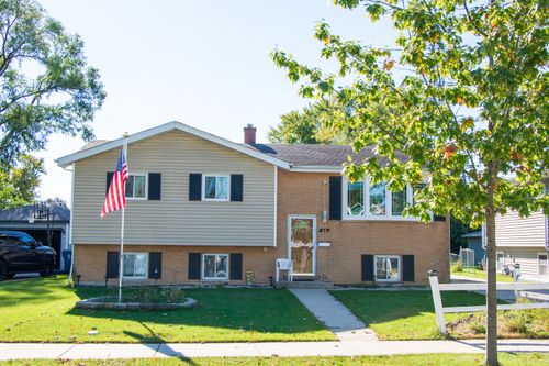 416 S Cherry Hill Ct, Addison, IL, 60101-4102 | Card Image