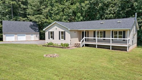 2480 Lees Neck Farm Rd, Saluda, VA, 23149-2826 | Card Image