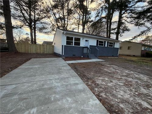 3709 Bosun Dr, Chesapeake, VA, 23321-3311 | Card Image