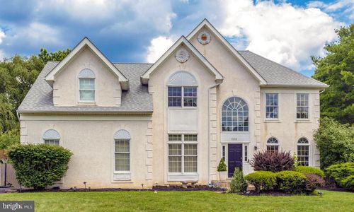 2059 Dawn Ln, NEWTOWN, PA, 18940-3739 | Card Image