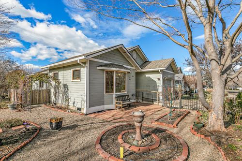 139 N Wightman St, Ashland, OR, 97520-1391 | Card Image