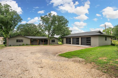499 County Road 1812, Clifton, TX, 76634-3216 | Card Image