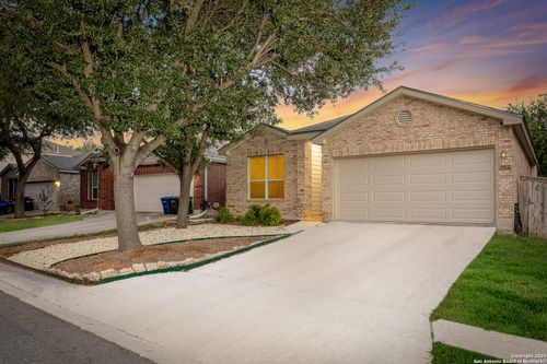 8522 Sonora Pass, Helotes, TX, 78023-4353 | Card Image