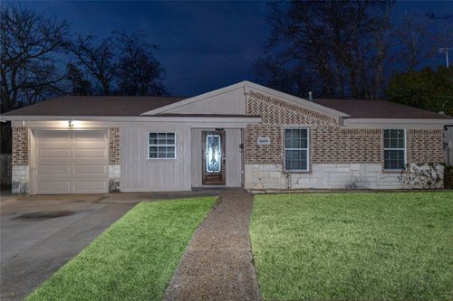 1609 Running River Rd, Garland, TX, 75044-7279 | Card Image