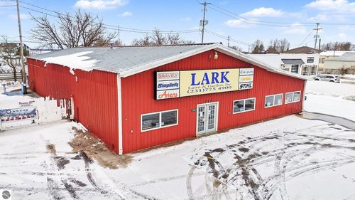 414 S Mitchell Street, Cadillac, MI, 49601 | Card Image