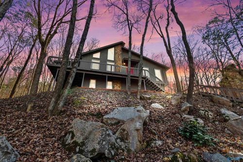 8015 Tea Garden Rd Se, Huntsville, AL, 35802-3953 | Card Image