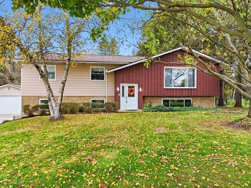 1285 Everbright Dr, Uniontown, OH, 44685-6219 | Card Image