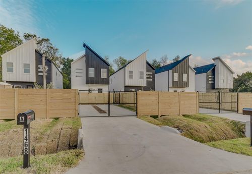 1470 Ferguson Way, Houston, TX, 77088-4824 | Card Image