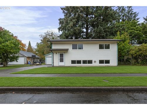 18721 Se Caruthers St, Portland, OR, 97233 | Card Image